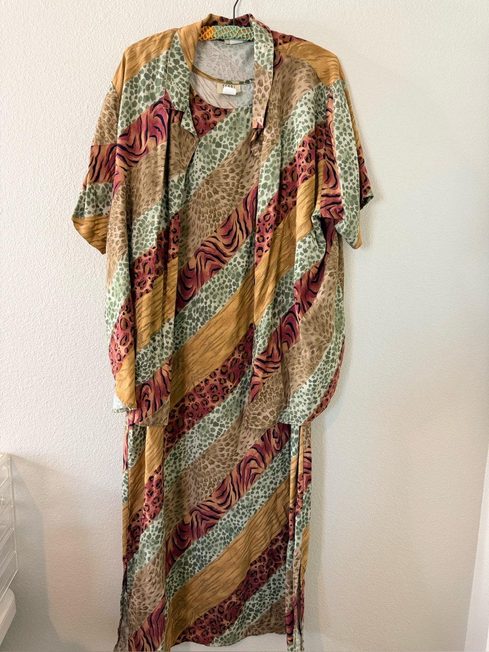 Vintage Teddi 2 Piece Dress & Jacket Set 1X Animal Print Plus Size 90s Rayon Mid
